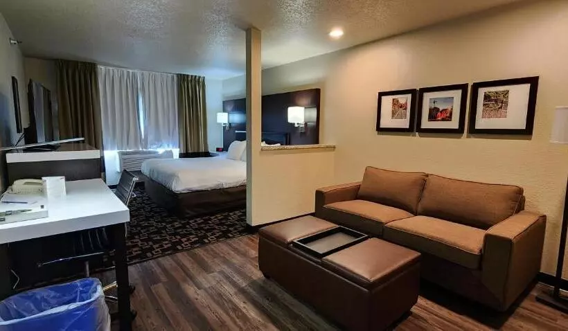 キングサイズベッドのスイートルーム, Comfort Inn & Suites