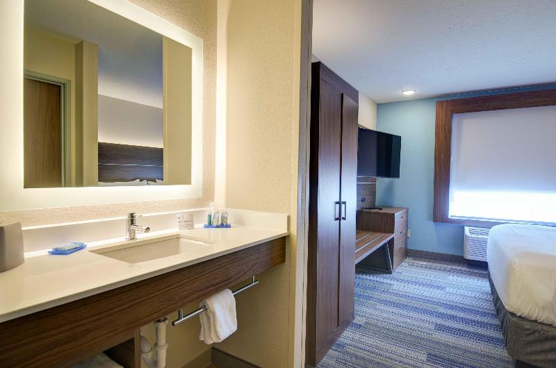 장애인을 위한 킹사이즈 침대 스탠다드 룸, Holiday Inn Express & Suites North Platte, An Ihg