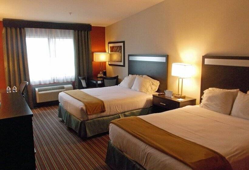 Номер Стандарт 2 Двуспальные Кровати, Holiday Inn Express Bakersfield, An Ihg