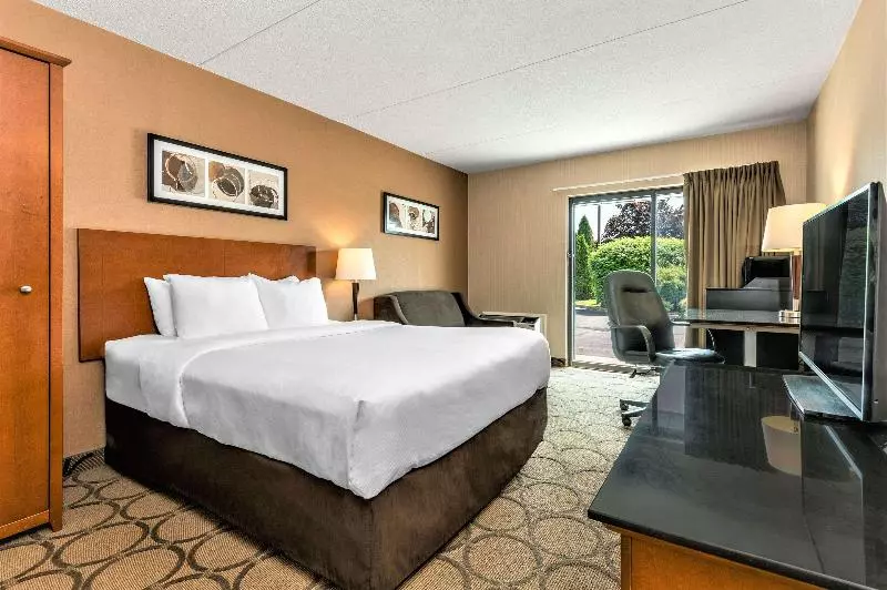 スタンダードルーム, Holiday Inn Express Marshfield   Springfield Area, An Ihg