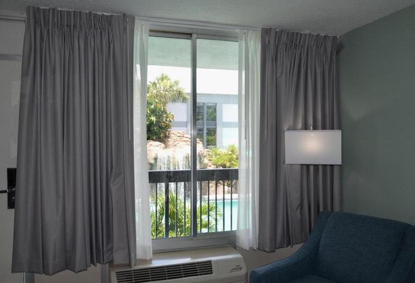 اتاق استاندارد با تخت بزرگ, Opal Hotel & Suites