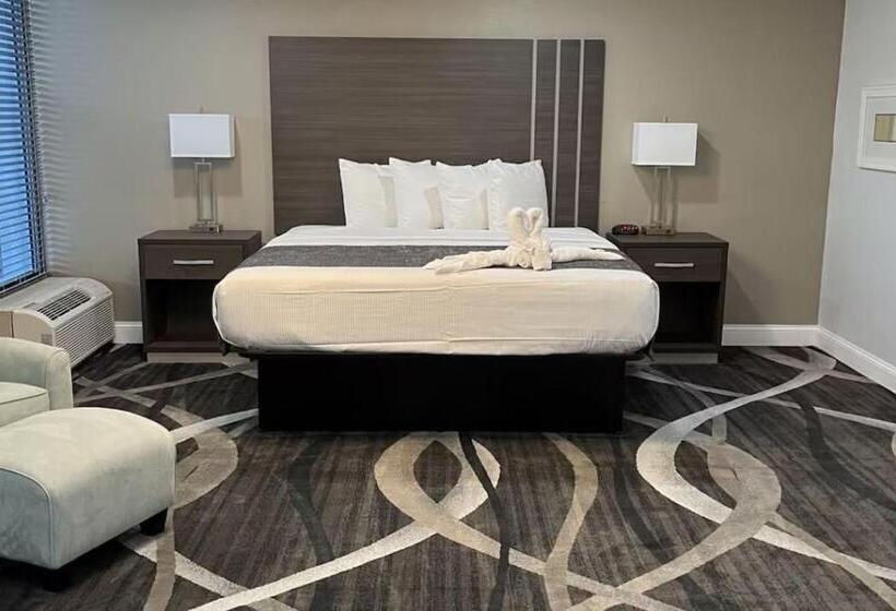 套房带泳池景, Opal Hotel & Suites