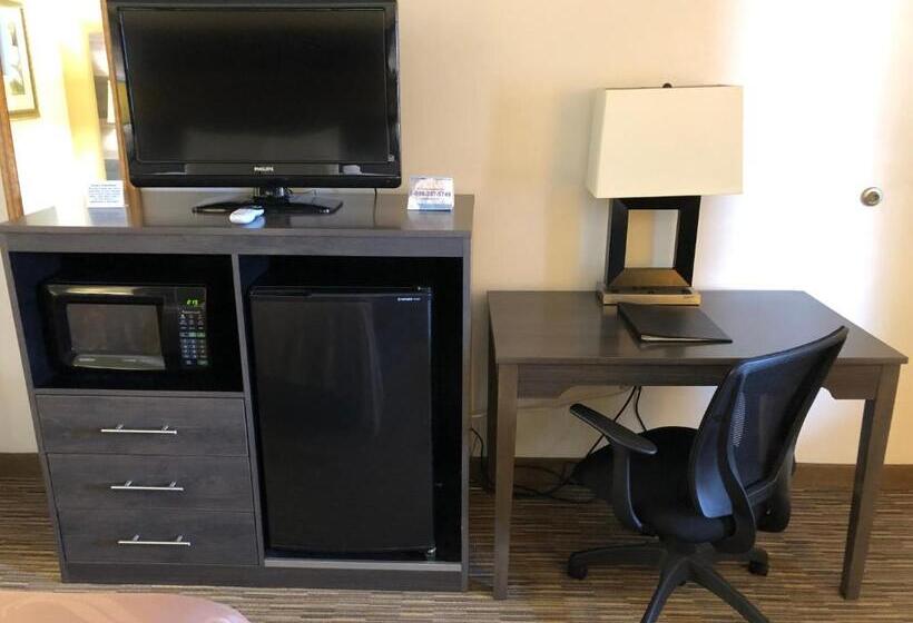 غرفة قياسية سرير كينج, Quality Inn Bennettsville