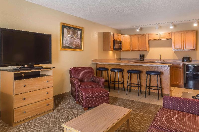 Люкс Кровать Кинг, Quality Inn