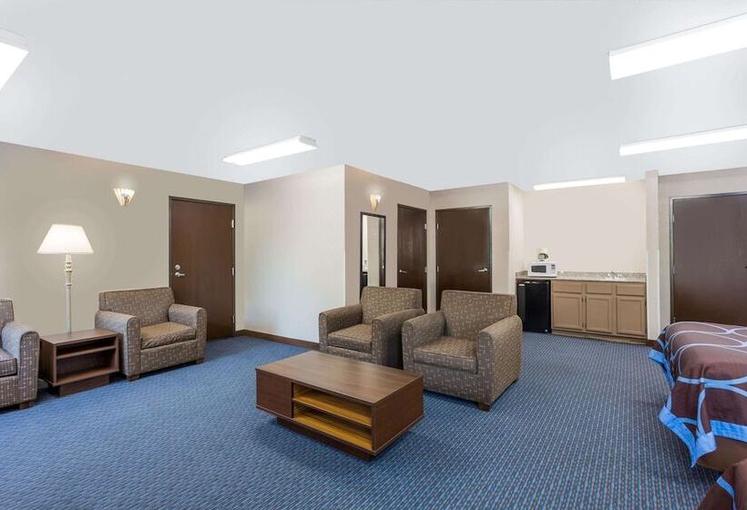 استودیوی استاندارد, Super 8 By Wyndham El Dorado