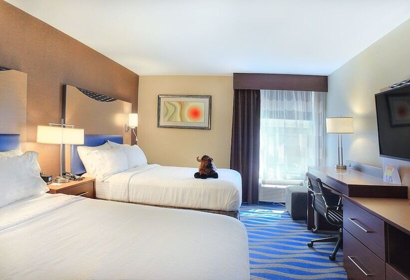 ２ダブルベッドのスタンダードルーム, Holiday Inn Cody   Convention Center, An Ihg