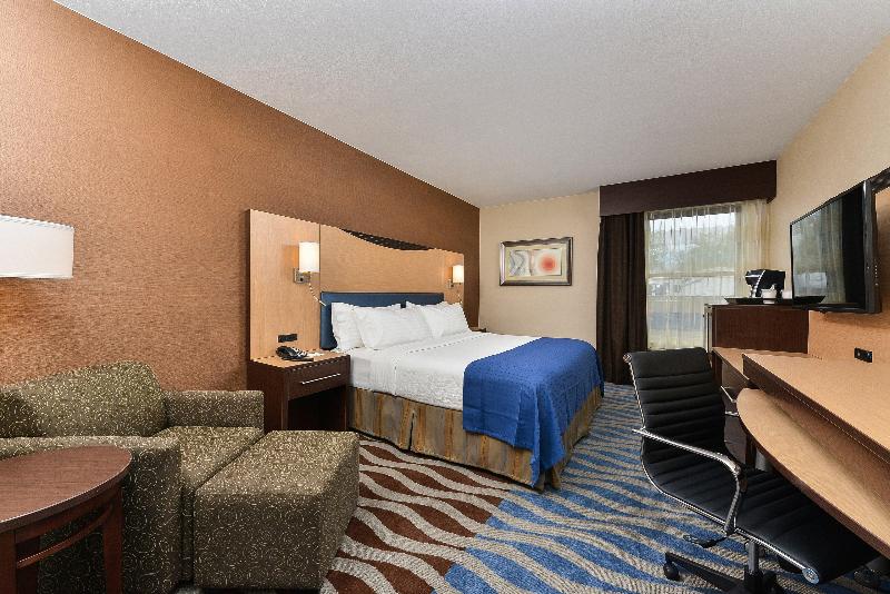 Номер Стандарт Кровать Кинг Адаптированный для Инвалидов, Holiday Inn Cody   Convention Center, An Ihg
