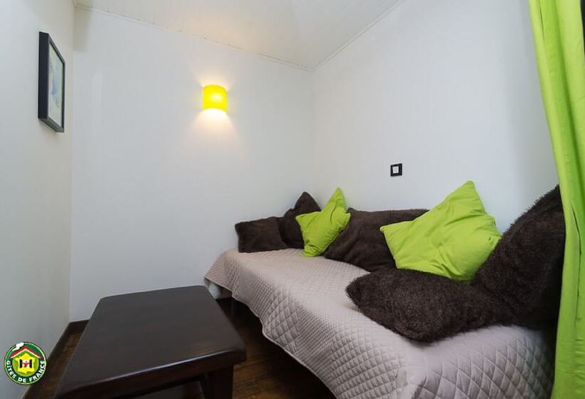 四人标准间, Au Dessus De Parady