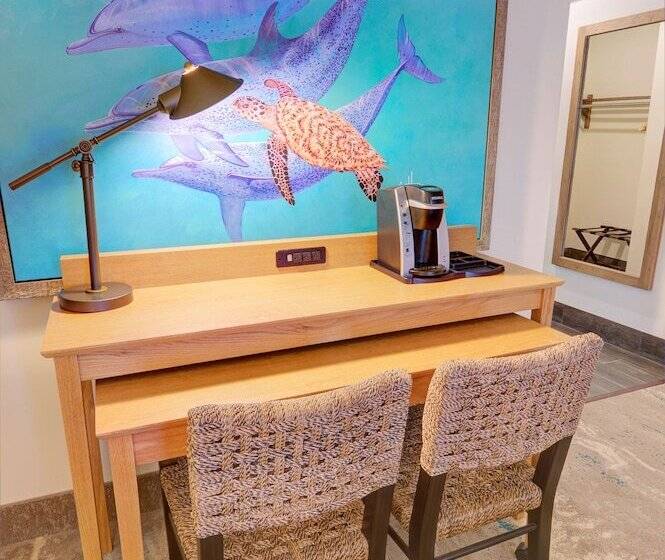 غرفة قياسية سرير ملكى, Guy Harvey Resort On Saint Augustine Beach