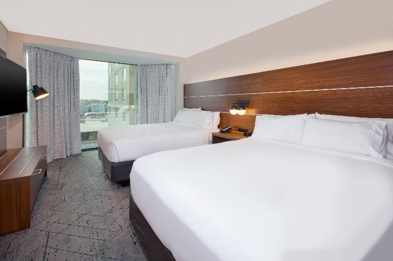 Люкс, Holiday Inn Express Hotel & Suites Virginia Beach Oceanfront, An Ihg
