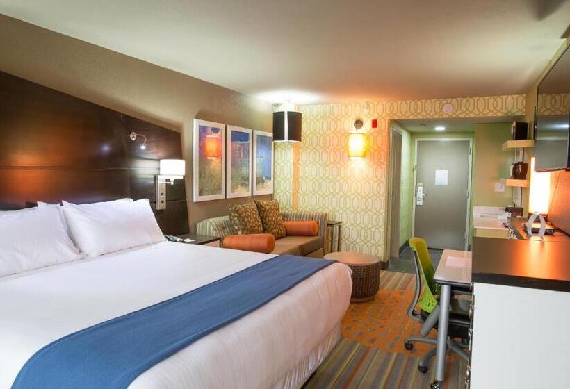 キングサイズベッドのスタンダードルーム, Holiday Inn Express Atlanta Galleria Ballpark Area, An Ihg