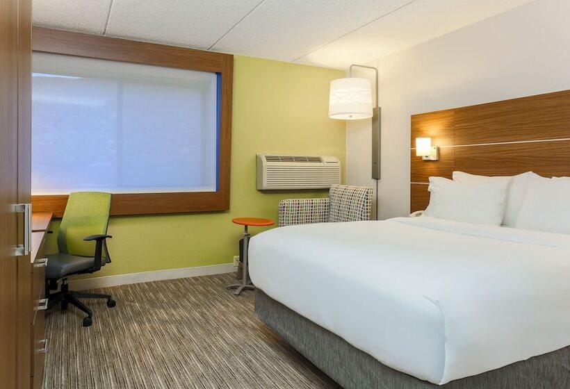 Номер Стандарт Адаптированный для Инвалидов, Holiday Inn Express Milwaukee   West Medical Center, An Ihg