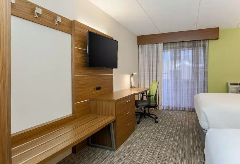 ２ダブルベッドのスタンダードルーム, Holiday Inn Express Milwaukee   West Medical Center, An Ihg