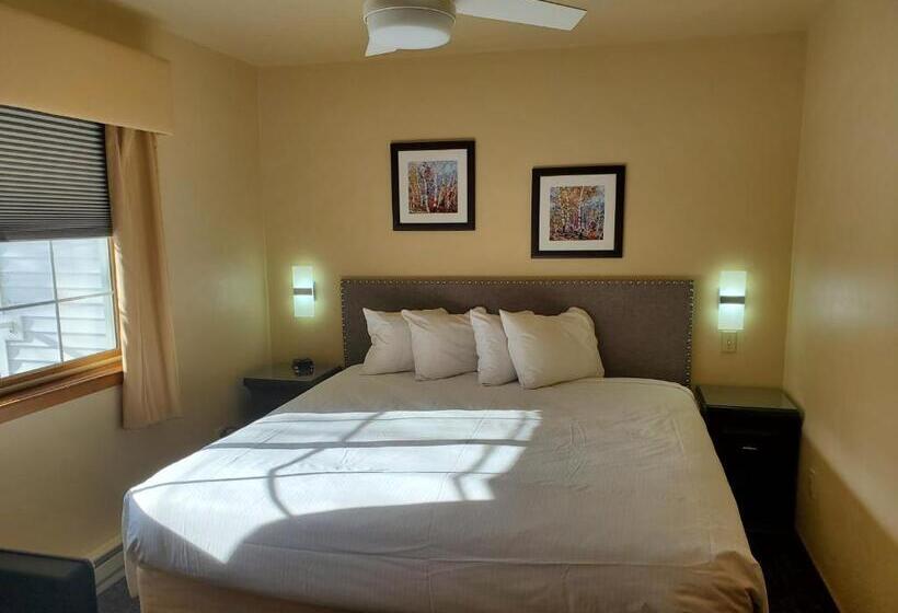 جناح, Homestead Suites   Fish Creek