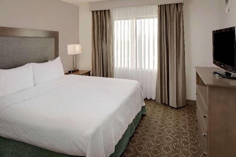 Suite King Size Bed, Homewood Suites By Hilton Minneapolismall Of America