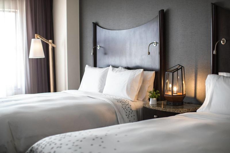 Suite King Size Bed, Homewood Suites By Hilton Minneapolismall Of America