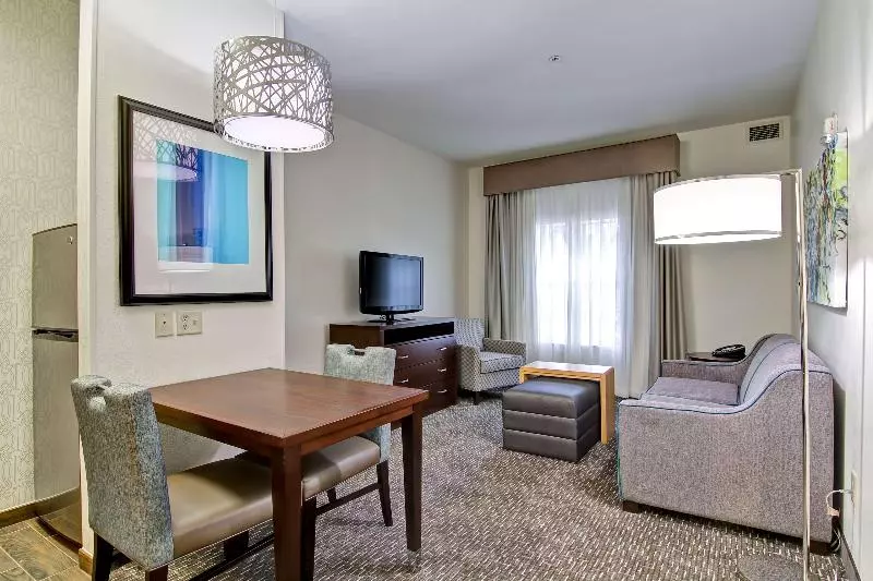 ２ベッドスイートルーム, Homewood Suites By Hilton Newarkcranford