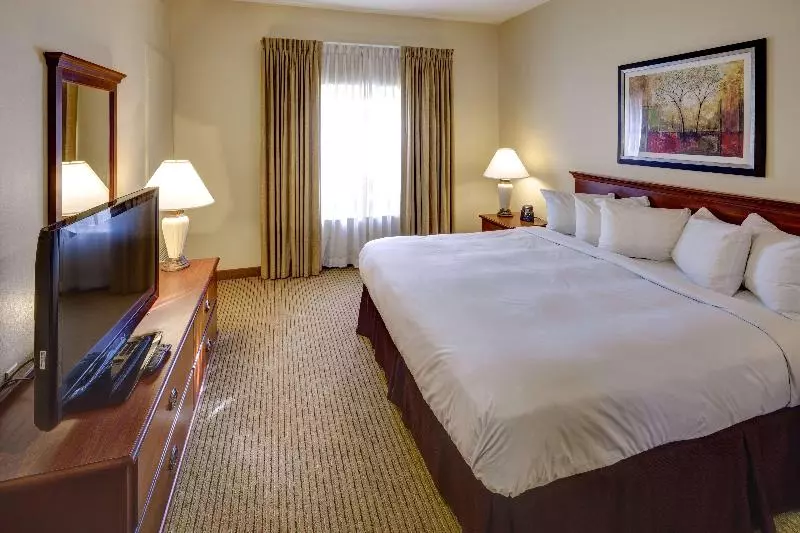 キングサイズベッドのスイートルーム, Homewood Suites By Hilton Newarkcranford