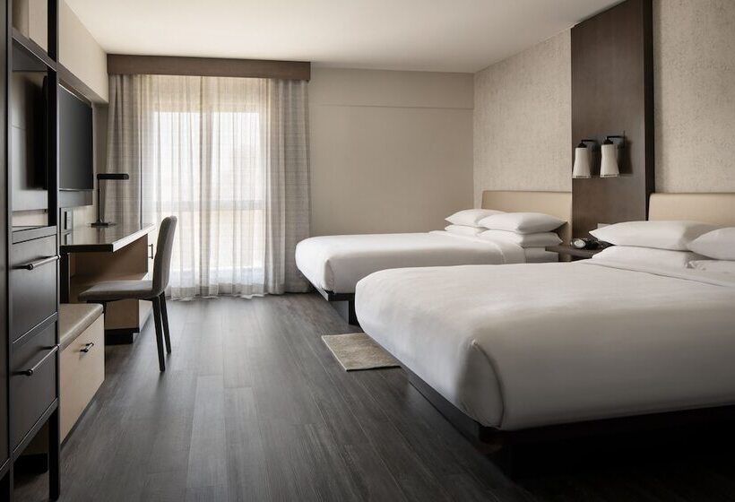 小型套房, Marriott Riverside At The Convention Center