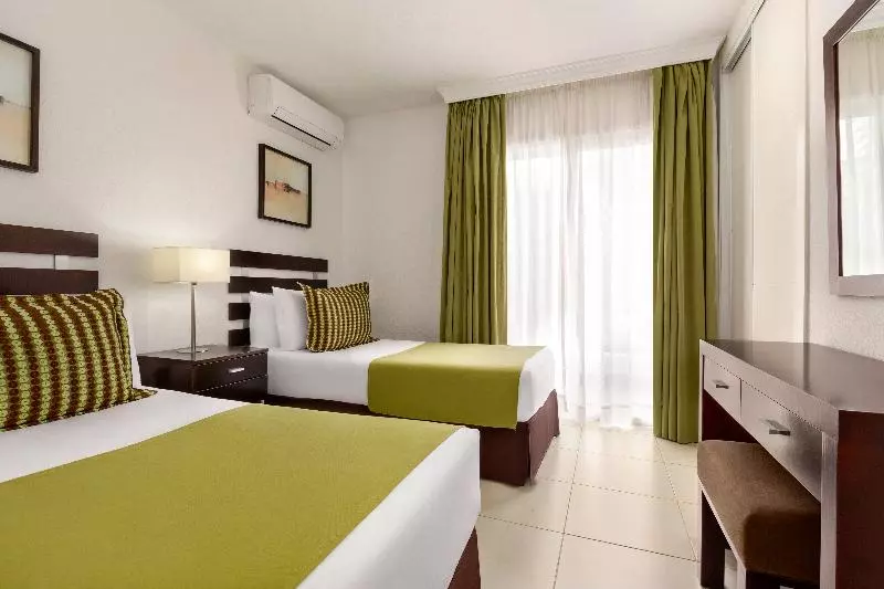 Standard-huone King-vuode, Blue Way Inn Eagan Extended Stay
