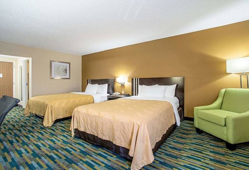 غرفه قياسيه سريرين مزدوجين, Quality Inn Near Six Flags St. Louis
