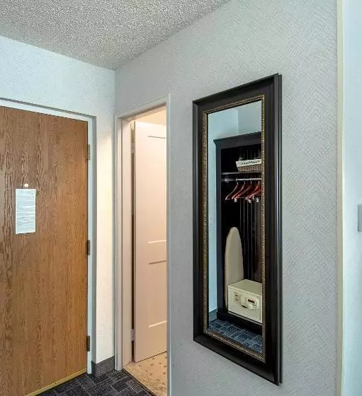 ２ダブルベッドのスタンダードルーム, Holland Hotel Free Parking Jersey City