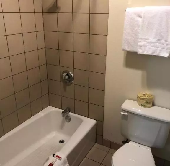 スタンダードルーム, Super 8 By Wyndham Ontario