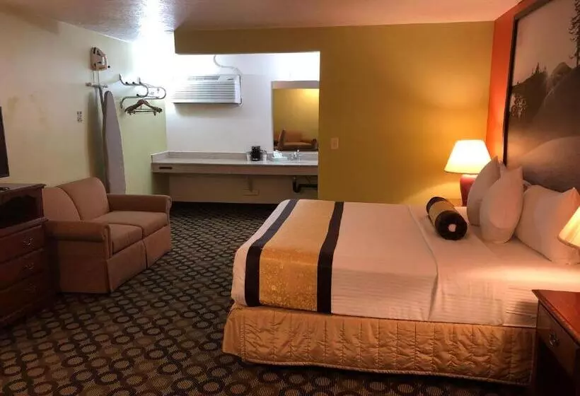 キングサイズベッドのスタンダードルーム, Super 8 By Wyndham Ontario