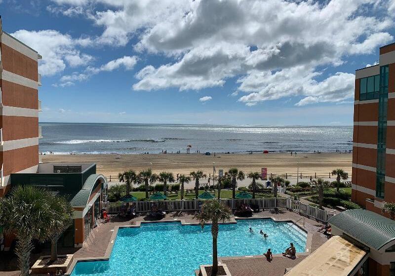 اتاق استاندارد با تخت بزرگ, Holiday Inn & Suites Virginia Beach North Beach, An Ihg