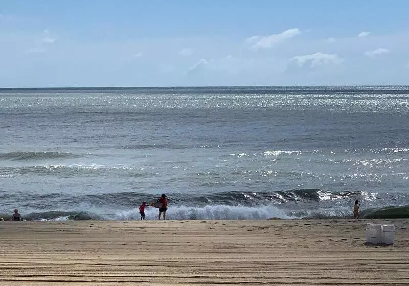 اتاق استاندارد با چشم‌انداز دریا, Holiday Inn & Suites Virginia Beach   North Beach, An Ihg