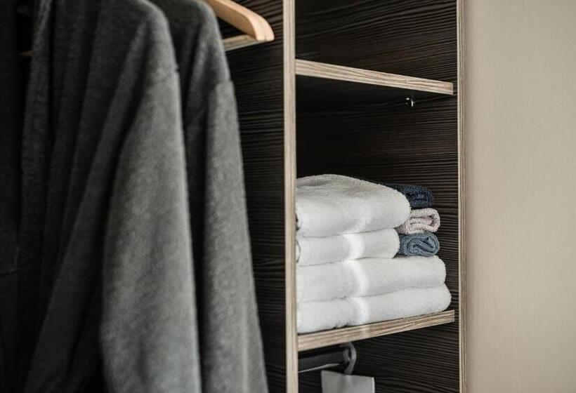 غرفة ديلوكس عائلية, Caravogue House