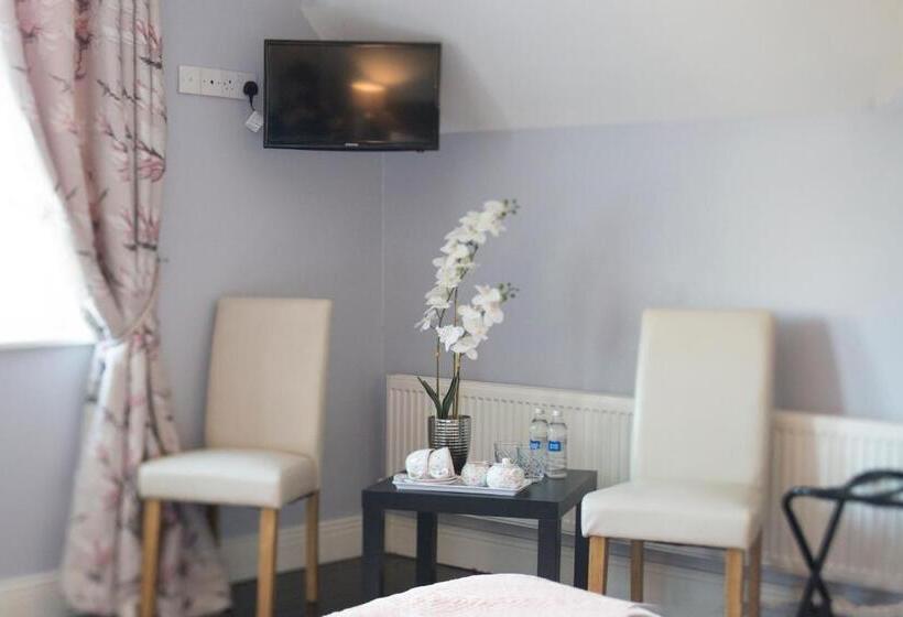 Chambre Familiale Deluxe, Caravogue House