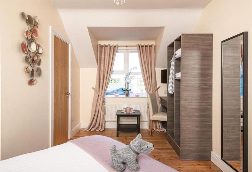 غرفة ديلوكس, Caravogue House