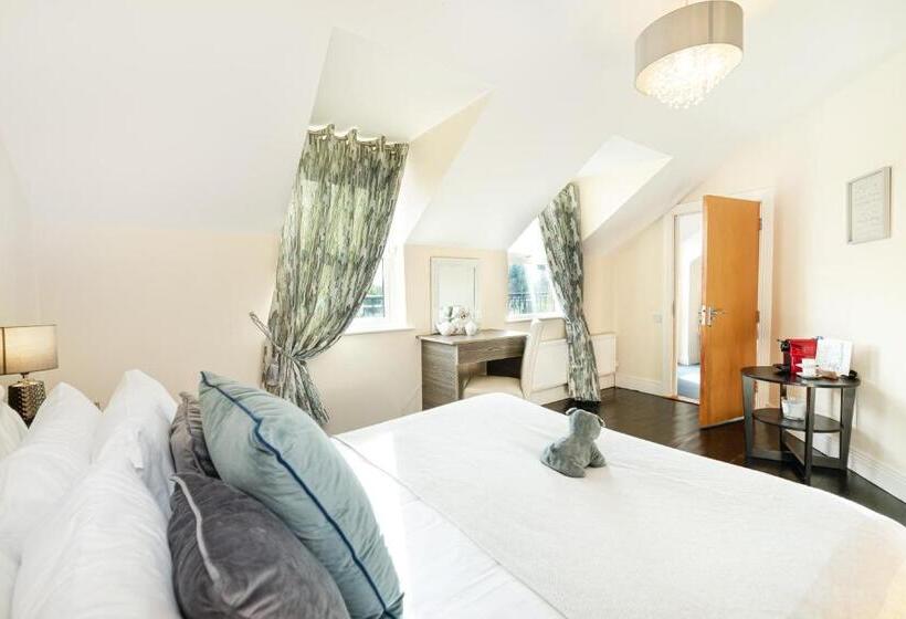 غرفة ديلوكس, Caravogue House