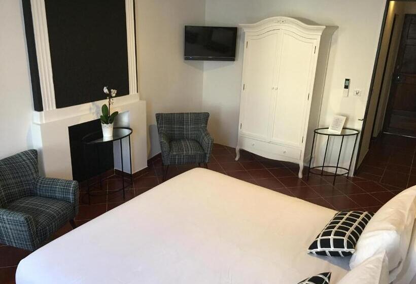 חדר סטנדרט, Ancienne Cure