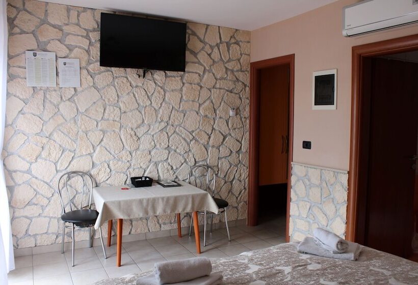 סטודיו סטנדרט מיטה זוגית, Pansion Dalmacija