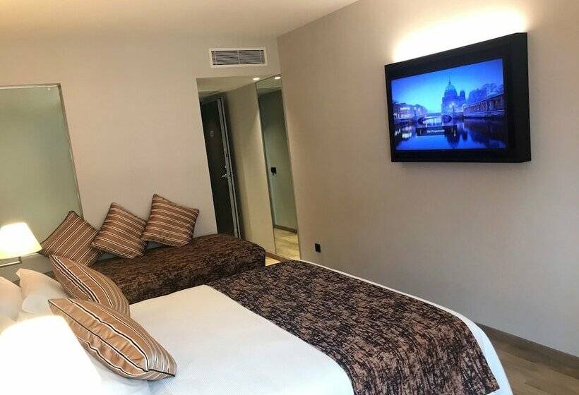 Номер Стандарт Трехместный, 3k Porto Aeroporto