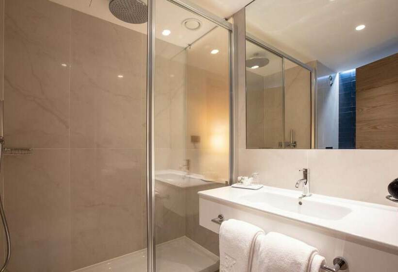 スタンダードトリプルルーム, 3k Porto Aeroporto