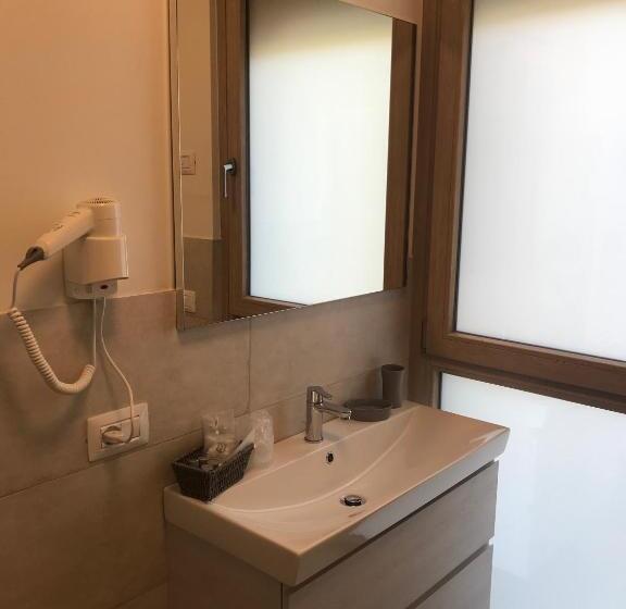 חדר סופריור נוף לגינה, Il Sole E La Luna B&b In Garda