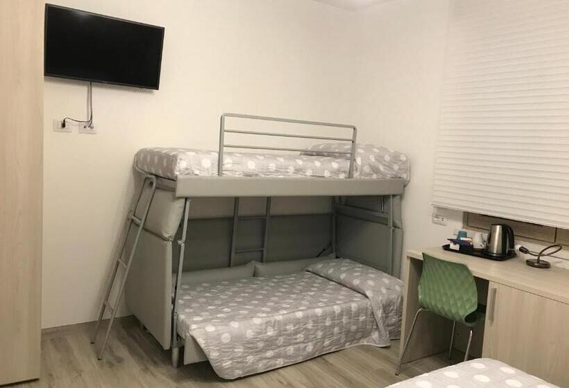 חדר סופריור נוף לגינה, Il Sole E La Luna B&b In Garda