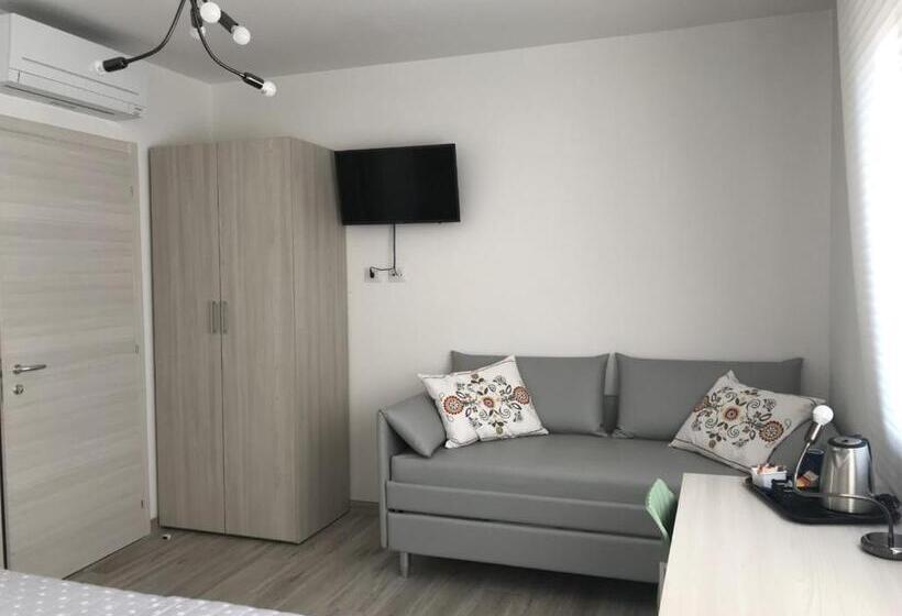 חדר סופריור נוף לגינה, Il Sole E La Luna B&b In Garda