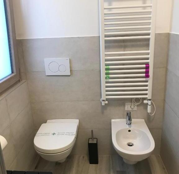 חדר סטנדרט נוף לגינה, Il Sole E La Luna B&b In Garda