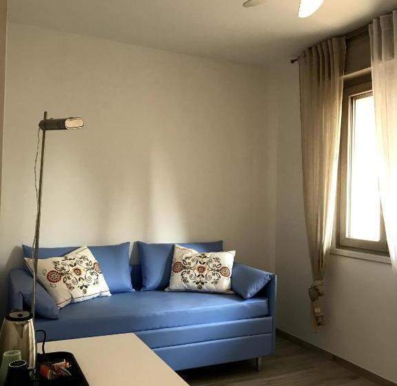 סוויטת ג'וניור נוף לגינה, Il Sole E La Luna B&b In Garda