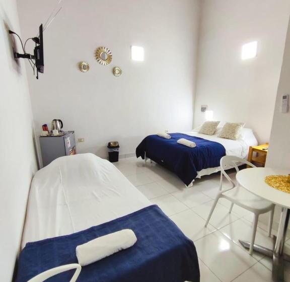 اتاق راحتی سه تخته, Las Salinas Hostal