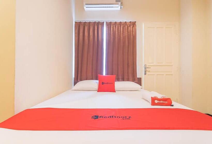 标准间, Reddoorz At H Agus Salim Street Pontianak