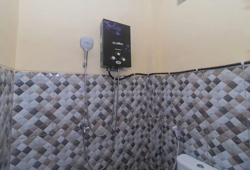 スタンダードルーム, Reddoorz Syariah Near Politeknik Negeri Madiun