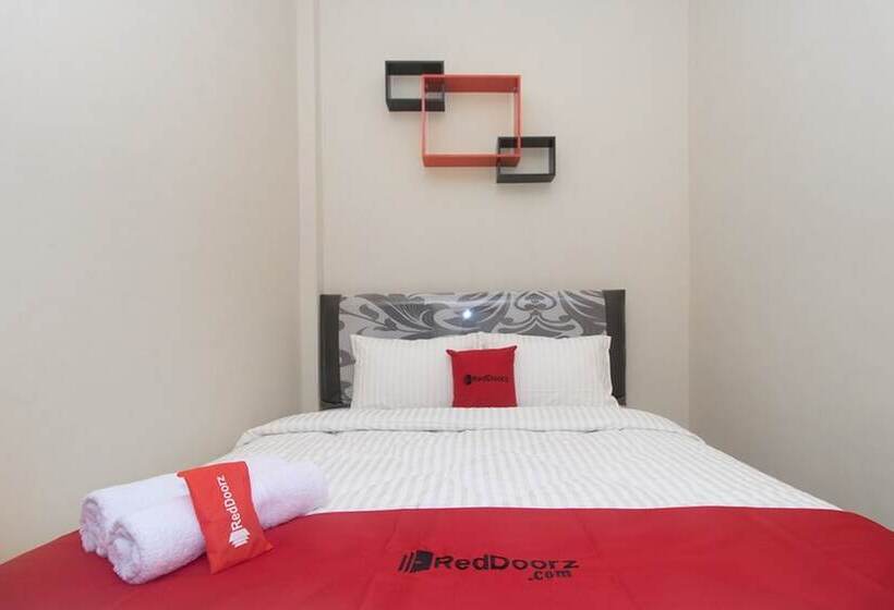 חדר סטנדרט, Reddoorz Syariah Near Politeknik Negeri Madiun