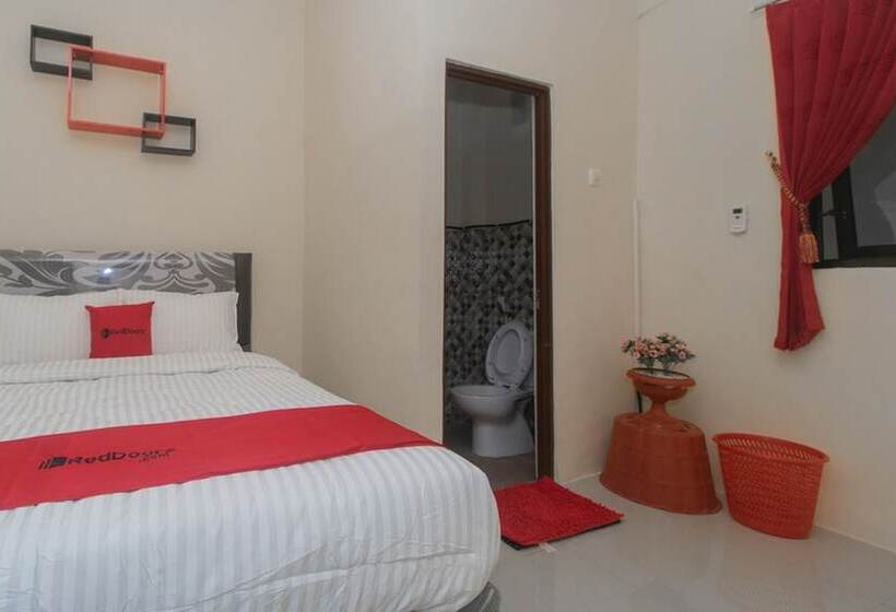 חדר סטנדרט, Reddoorz Syariah Near Politeknik Negeri Madiun
