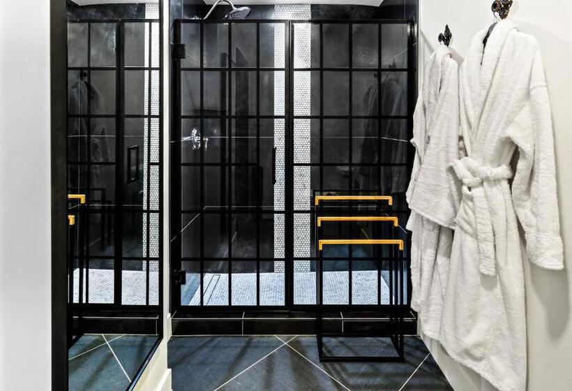 חדר דחוקס עם מיטת קינג, Bespoke Inn Flagstaff