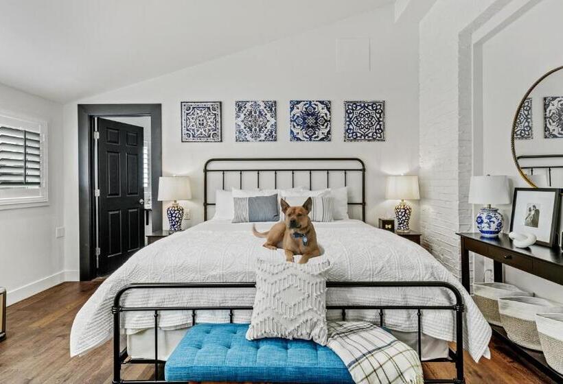 חדר סופריור עם מיטת קינג, Bespoke Inn Flagstaff